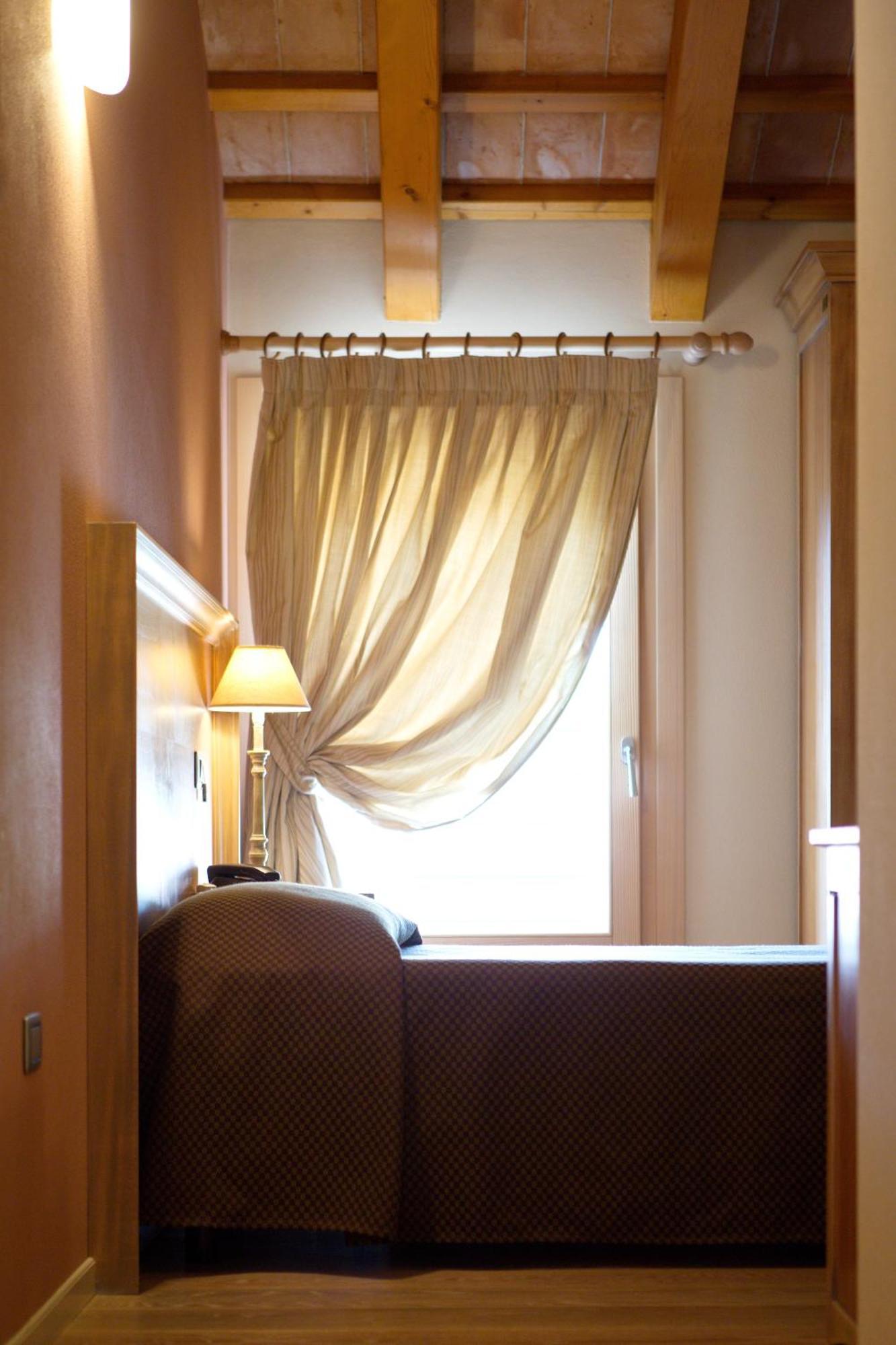 Hotel Asolo Habitación foto
